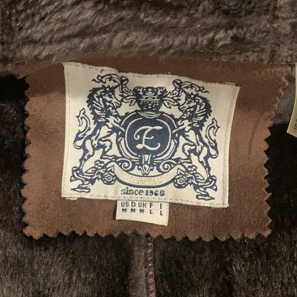 Esprit coat - Picture 6 of 8